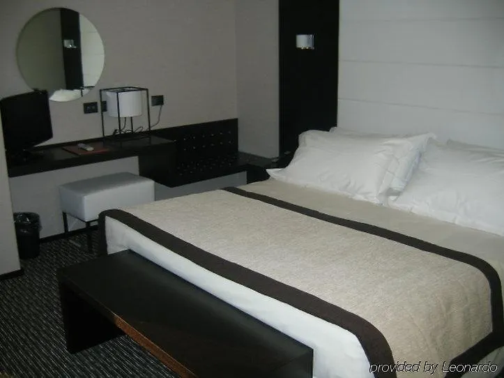 H2C Hotel Milanofiori Assago